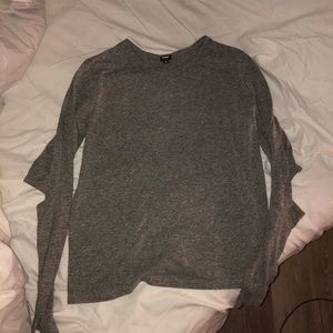 MONROW GRAY ELBOW (CUT OUT) long sleeved top🤩 NWOT